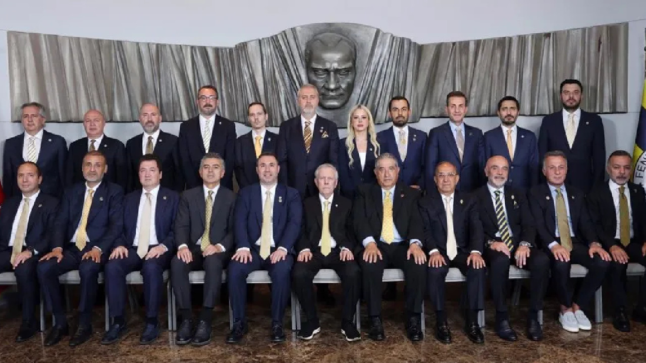 Fenerbahçe Futbol A.Ş yönetiminde 7 istifa birden