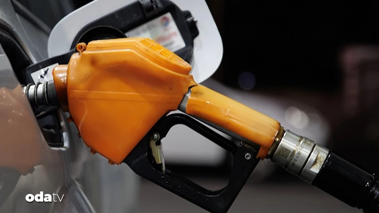 Motorine zam: Gece yarısından itibaren pompaya yansıyacak