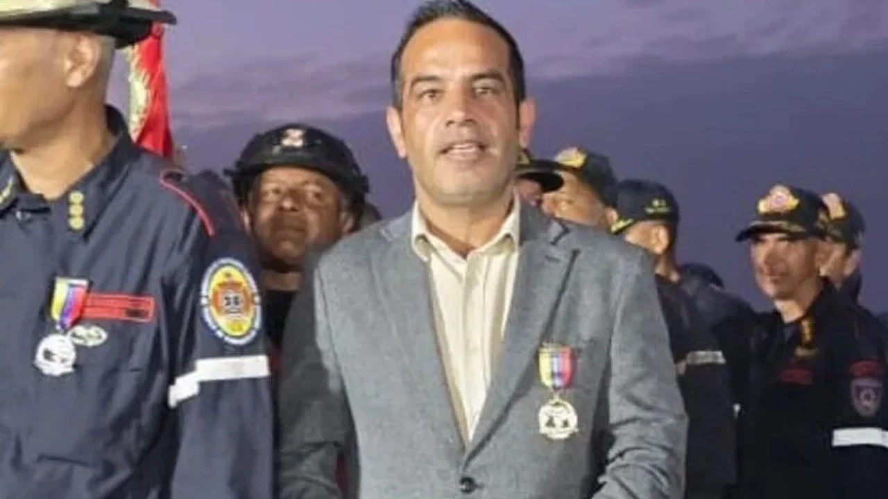 Venezuela'da 38 can kurtarmıştı: İbrahim Eser'e "Kahramanlık Nişanı"
