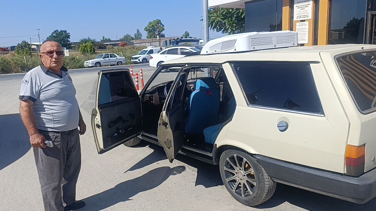 Sıcaktan bunaldı, 1988 model Kartal’a otobüs kliması taktırdı