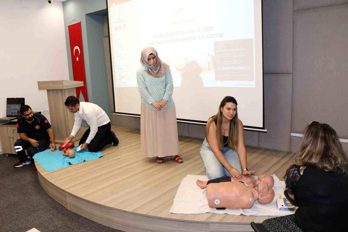 Aydın Ticaret Odası üyeleri ilk yardım eğitimi aldı