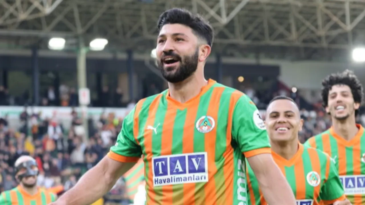 Alanyaspor'da Güven Yalçın'ın sözleşmesi feshedildi