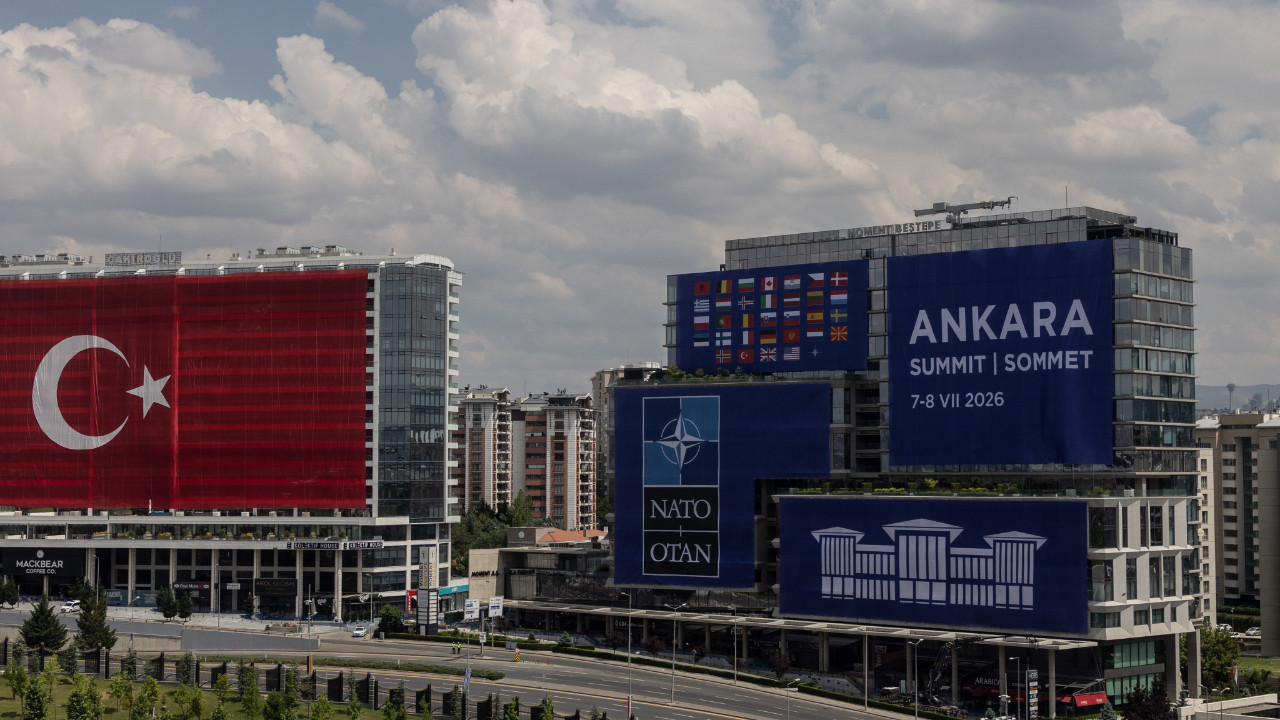Ankara'da tarihi NATO zirvesi başlıyor