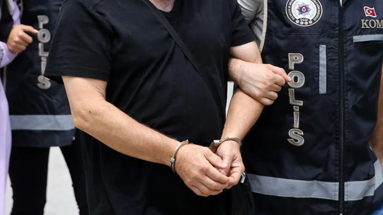 Van'da tefecilik operasyonu: 5 zanlı tutuklandı