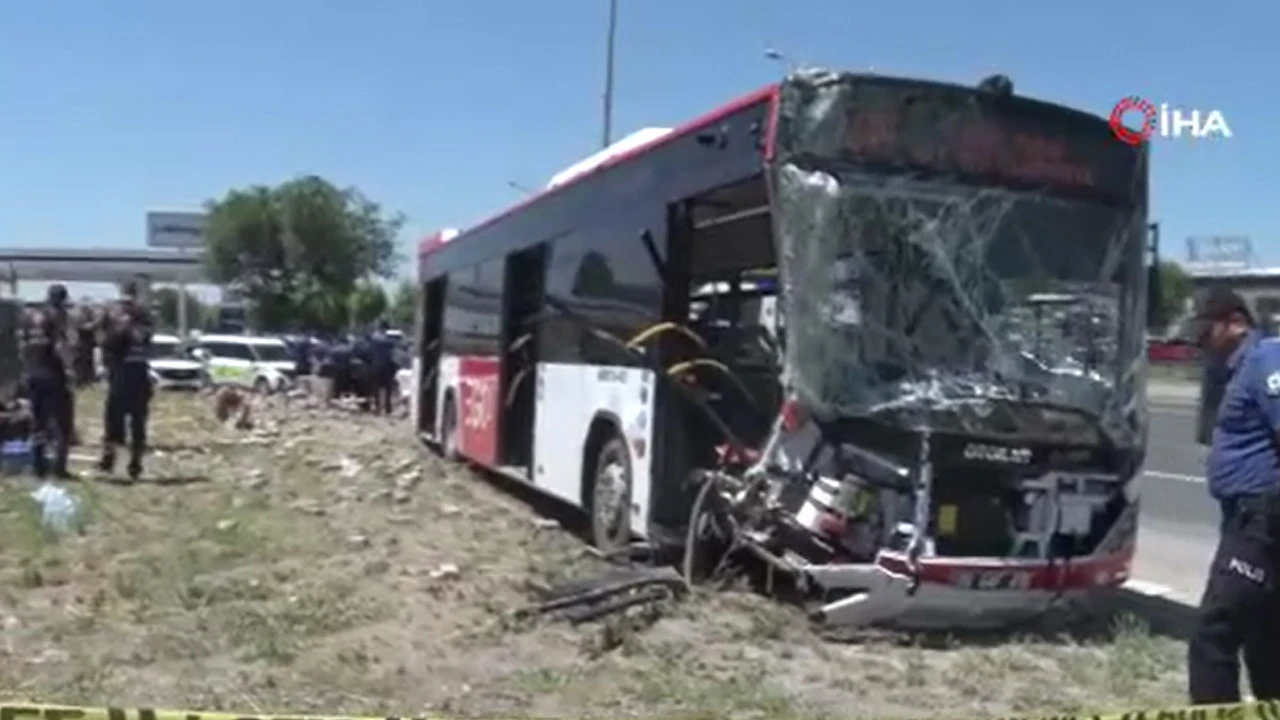 Ankara’da EGO’ya ait yolcu otobüsü kaza yaptı: Ölü ve yaralılar var