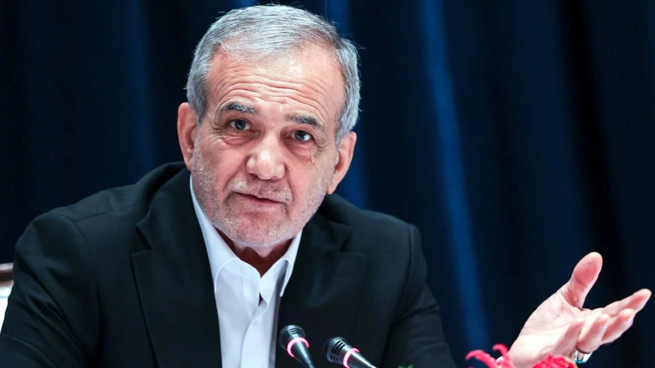 İran Cumhurbaşkanı Pezeşkiyan: Ne savaş ne barış durumundan çıkmalıyız