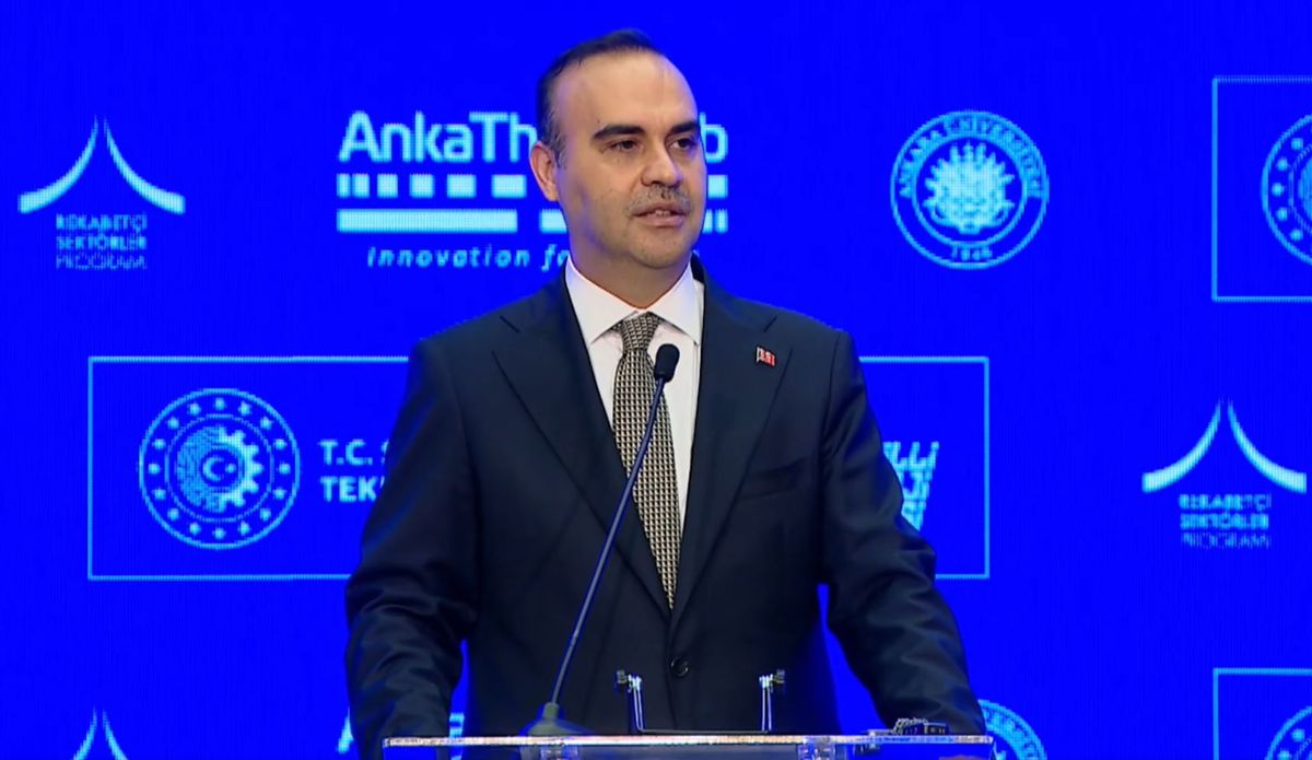 Bakan Kacır: Sağlıkta teknoloji geliştirme için 23 yılda 82 milyar lira destek sağladık
