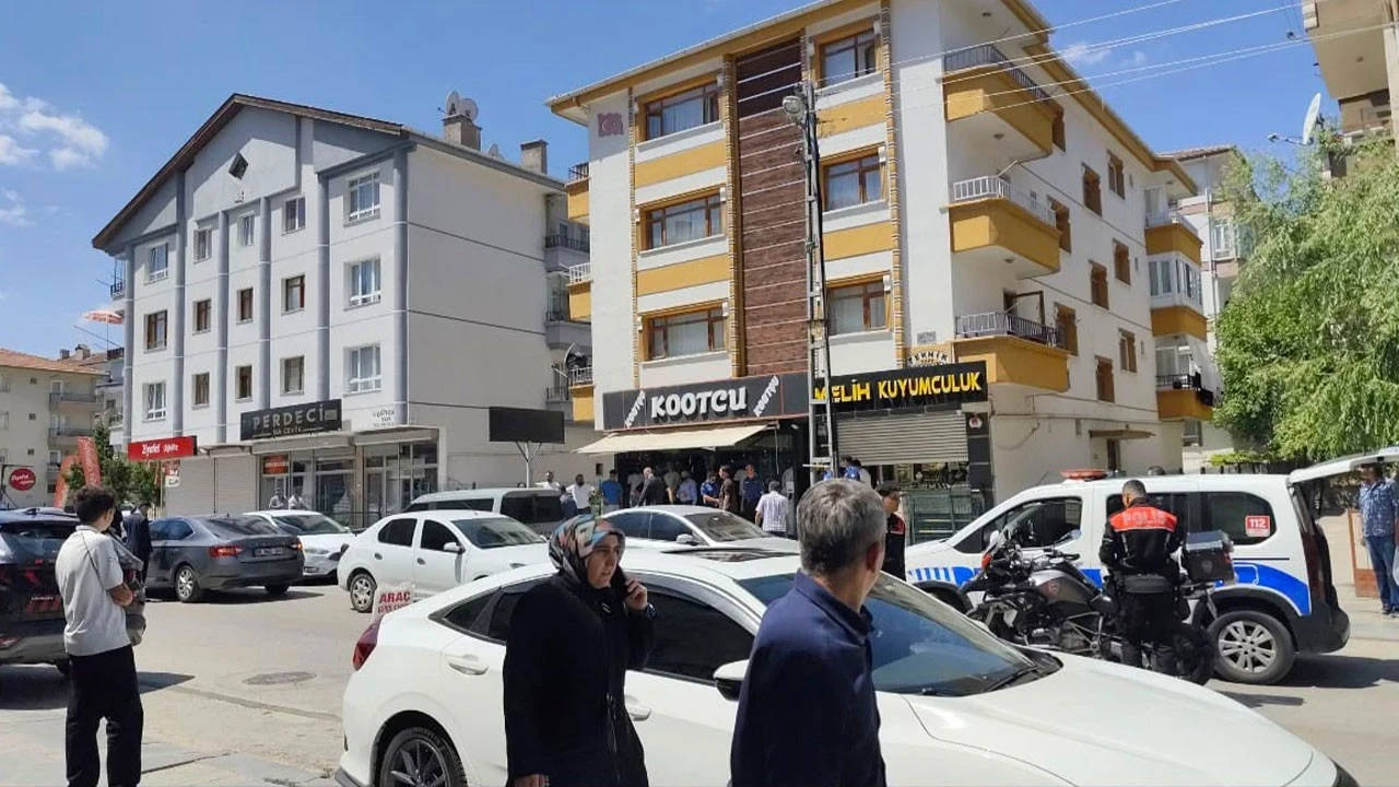 200 bin liralık vurgun 2 saatte bitti! Hırsızı arama geçmişi ele verdi: Kuyumcu nasıl soyulur?