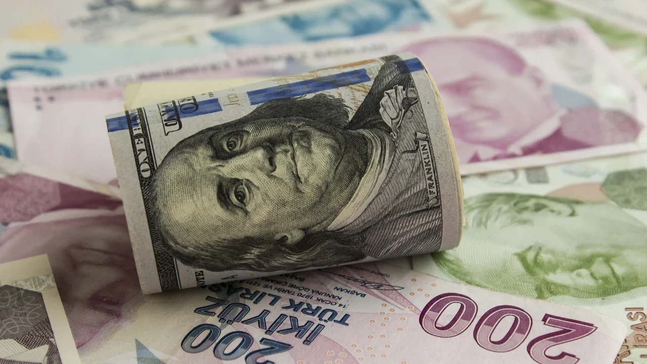Dolar/TL'de yeni zirve: Dolar ne kadar oldu?