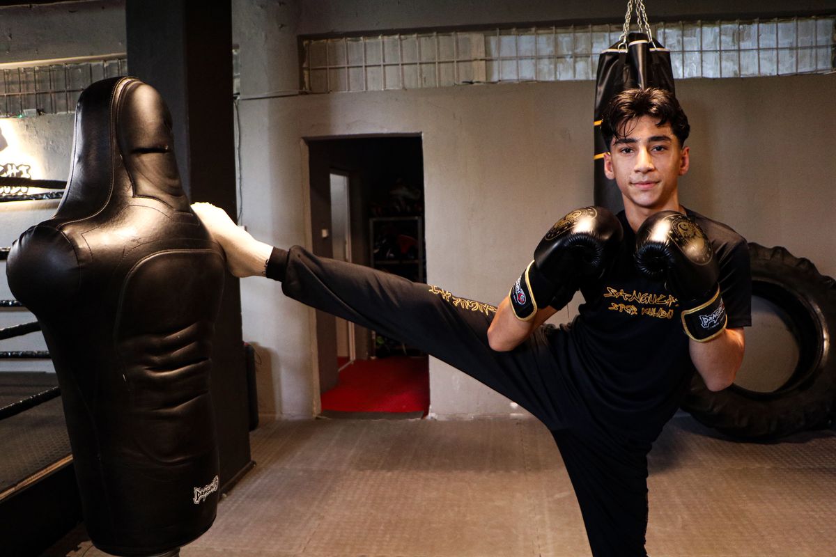 Judocu dedesinden esinlenip muaythai sporuna başlayan Hasan'ın hedefi dünya şampiyonluğu