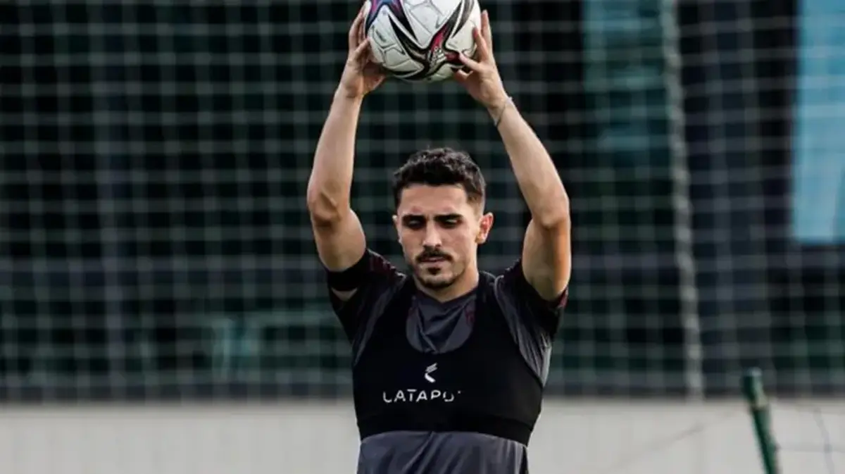 Erzurumspor'da Abdülkadir Ömür haberi ortalığı karıştırdı! Ahmet Dal kestirip attı