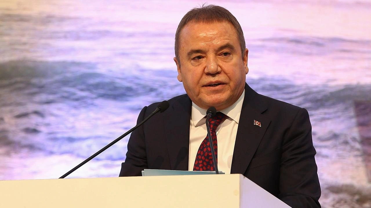 Fatih Altaylı yazdı: Muhittin Böcek'in 'Havala' iddiasında dikkat çeken çelişki