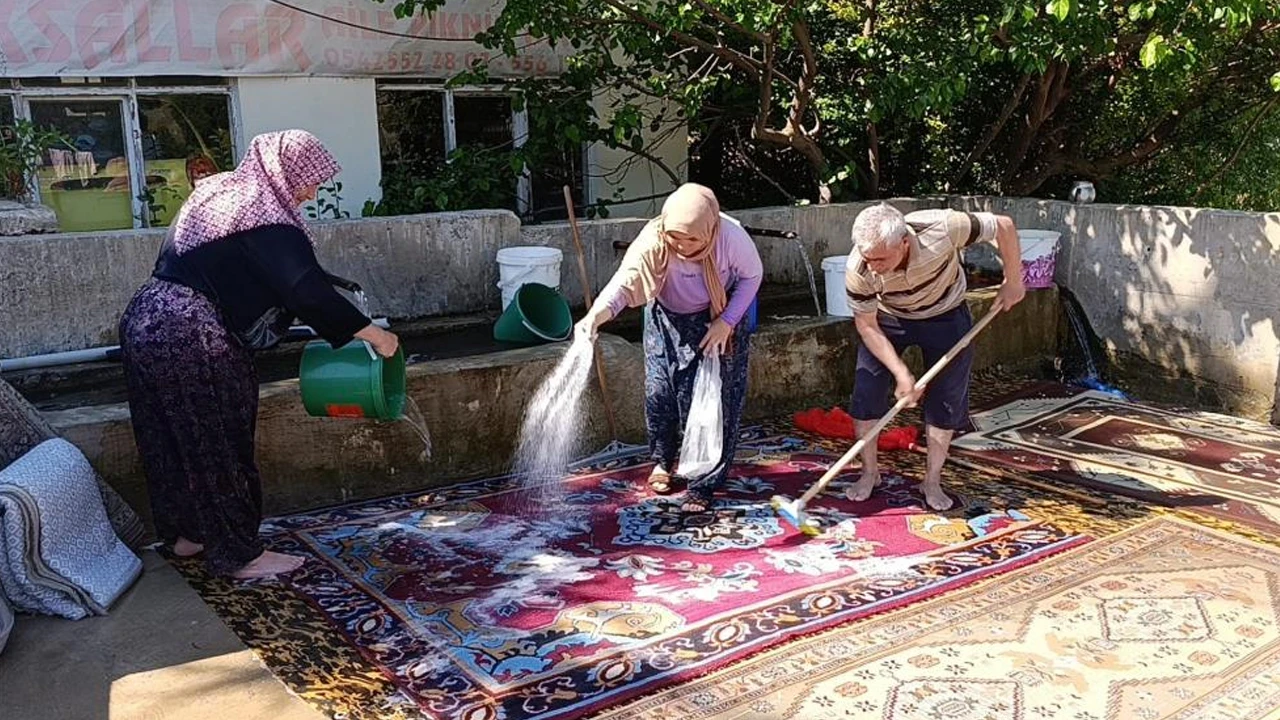 Yozgat’ta bir gelenek halı yıkanarak yaşatılıyor