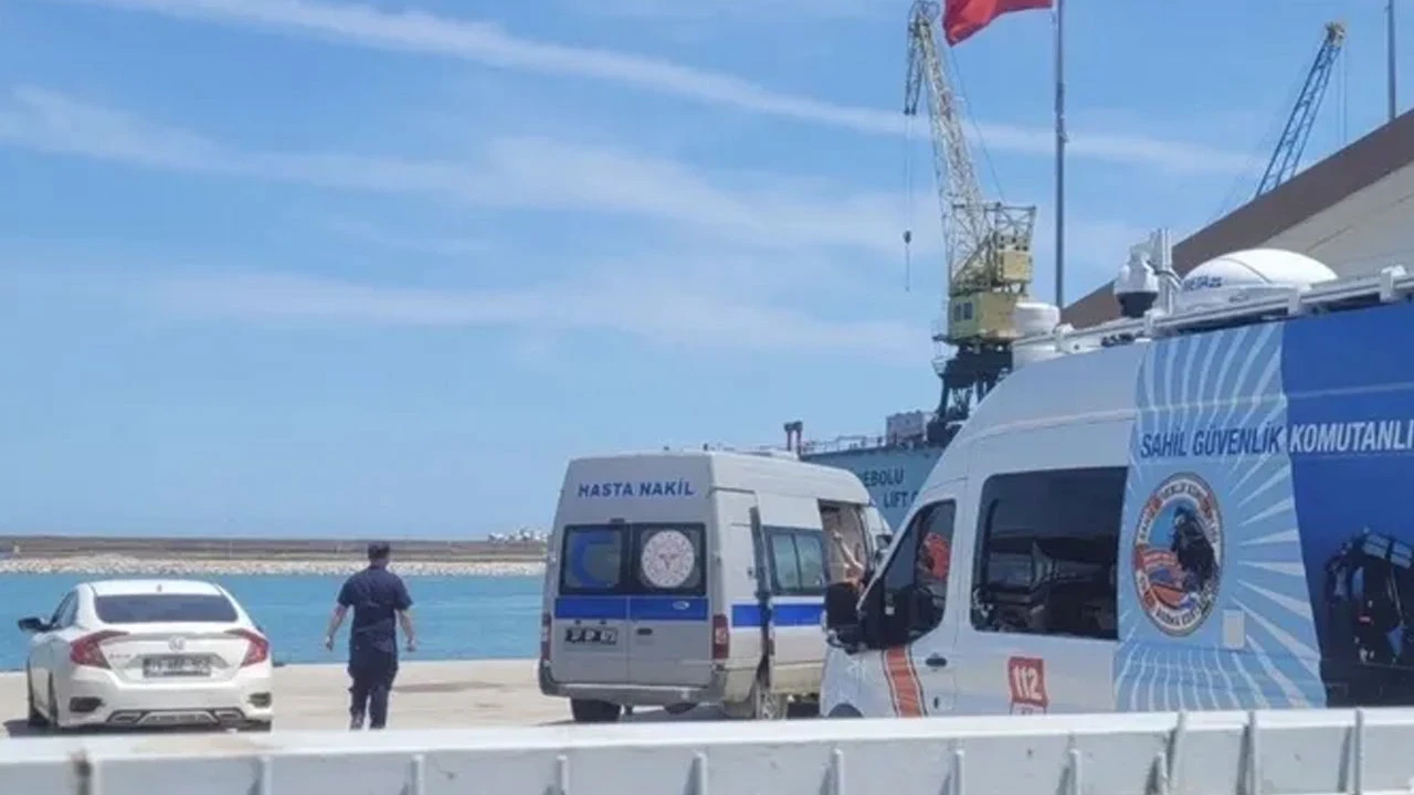 Karadeniz'de Türk gemisine saldırı: 1 ölü 4 yaralı