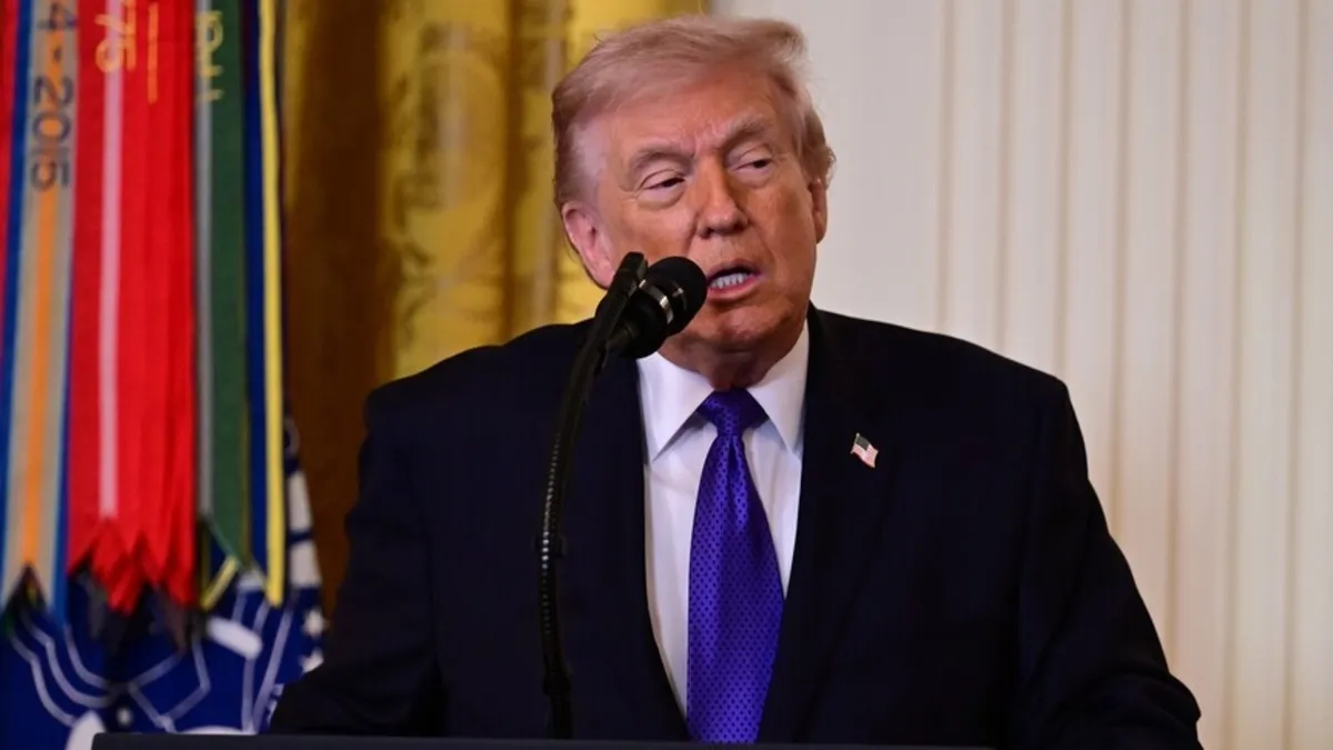 Trump'tan İran açıklaması: Tek bir geminin bile geçemediği bir deniz ablukası uyguladı