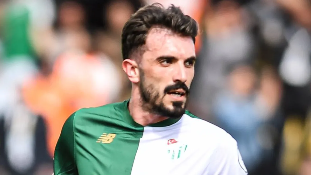 Hakkı Türker, Bursaspor'dan ayrıldı!