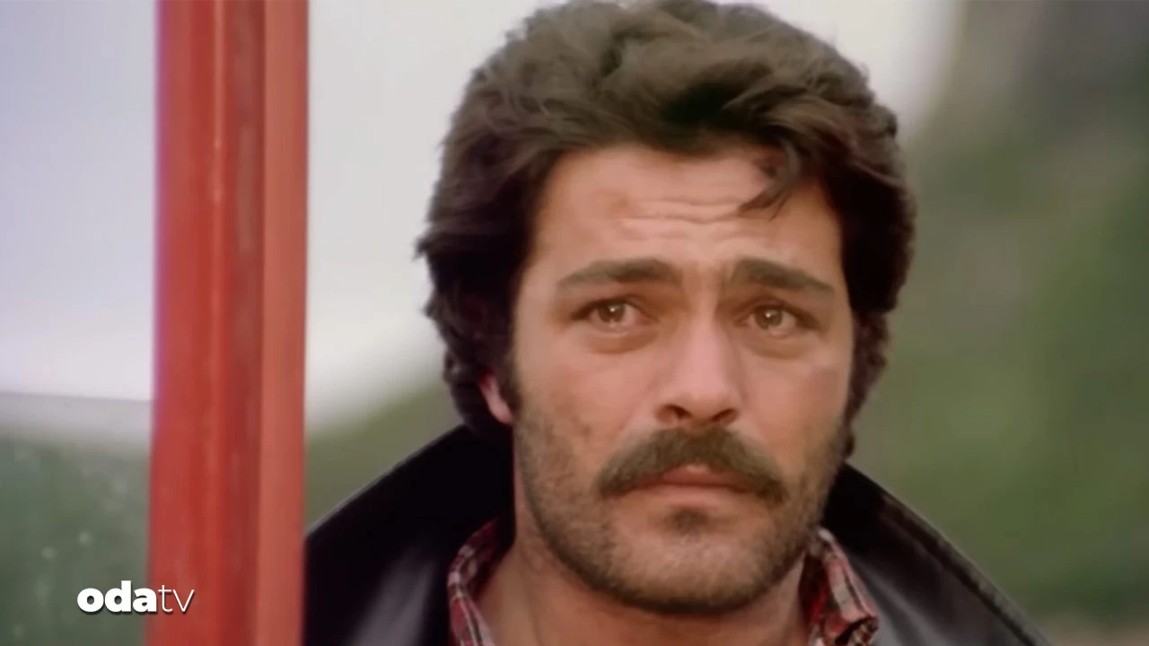 Efsane film Kadir İnanır ile Atıf Yılmaz’ın küskünlüğüne sebep oldu