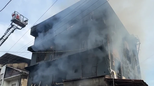 Samsun'da mobilya imalathanesinde çıkan yangın kontrol altına alındı