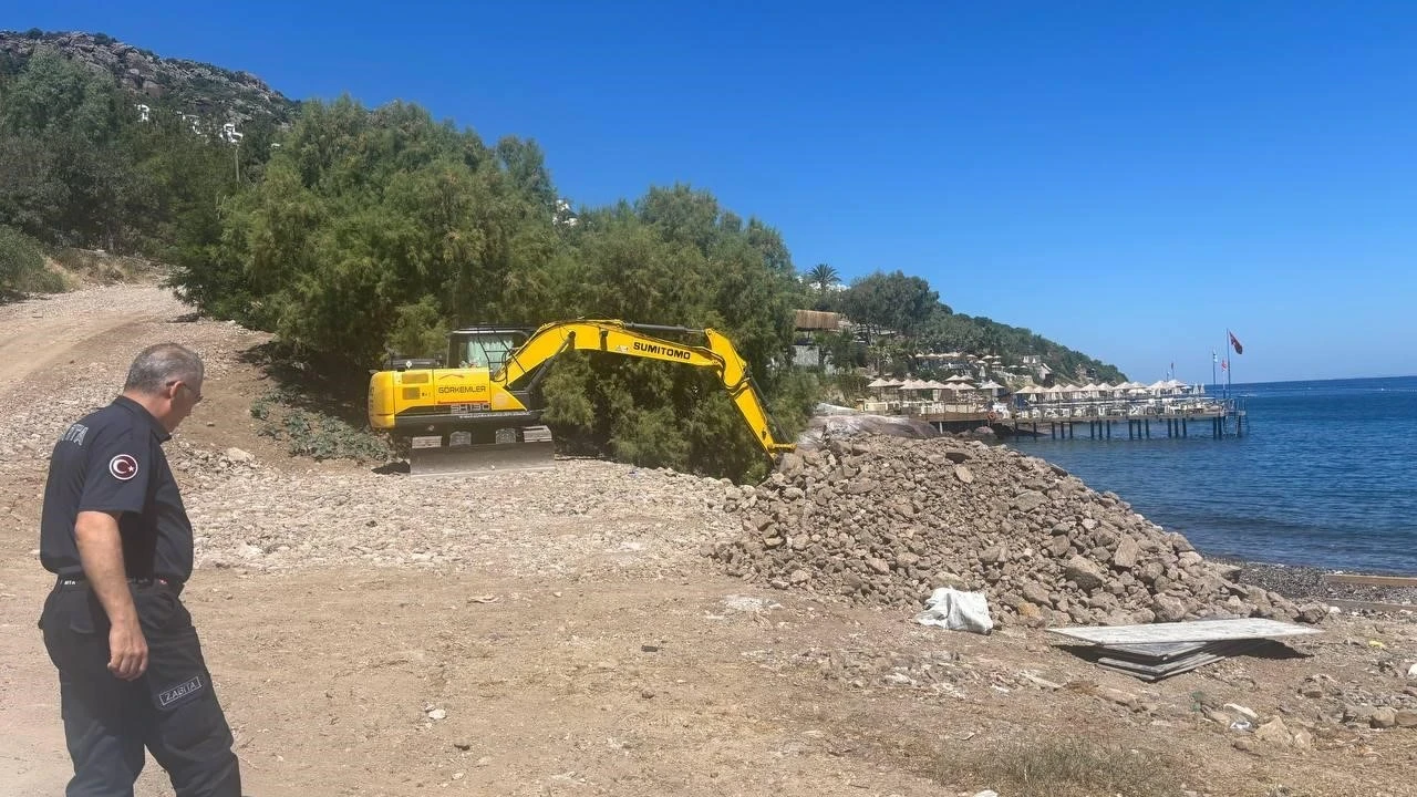 Sahile beton dökenlere 150 bin liralık ceza