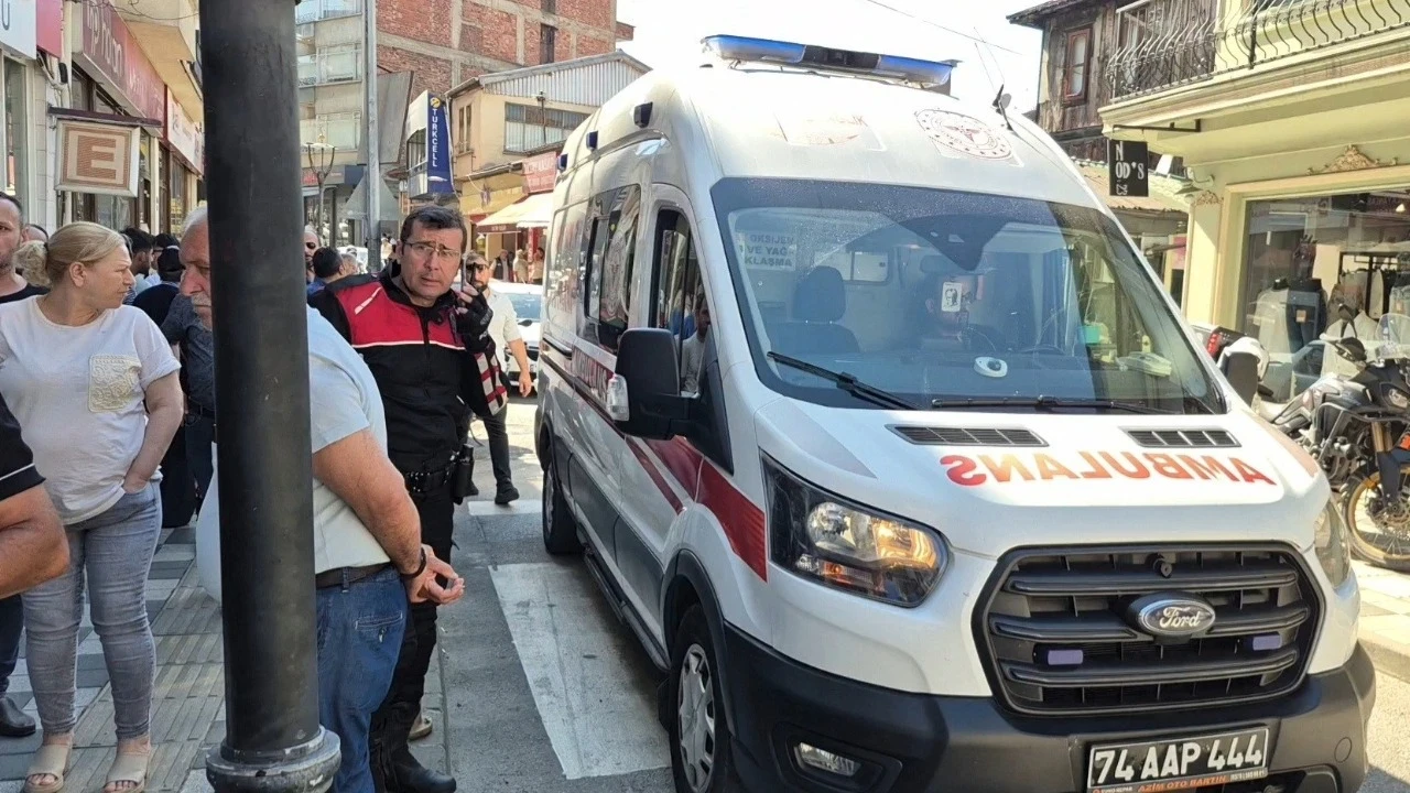 Cadde ortasında yaralı halde bulundu