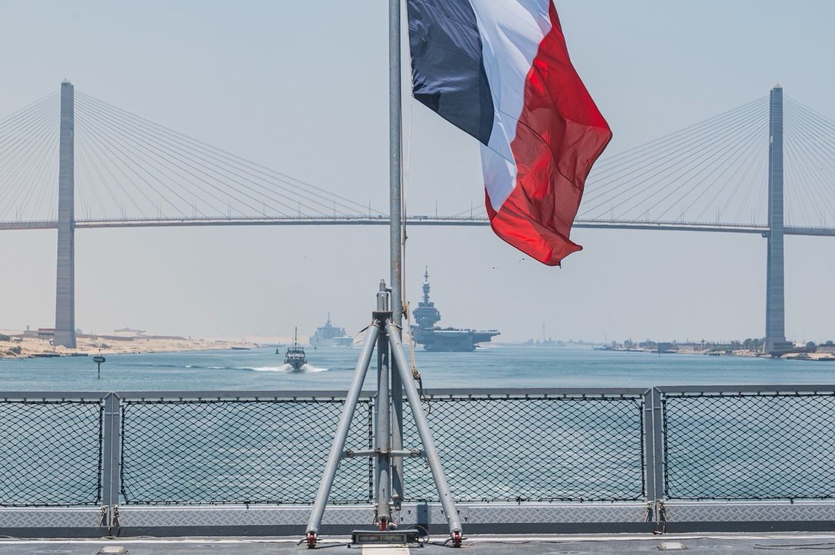 Macron: Charles de Gaulle gemisi Fransa'daki limanına dönüyor