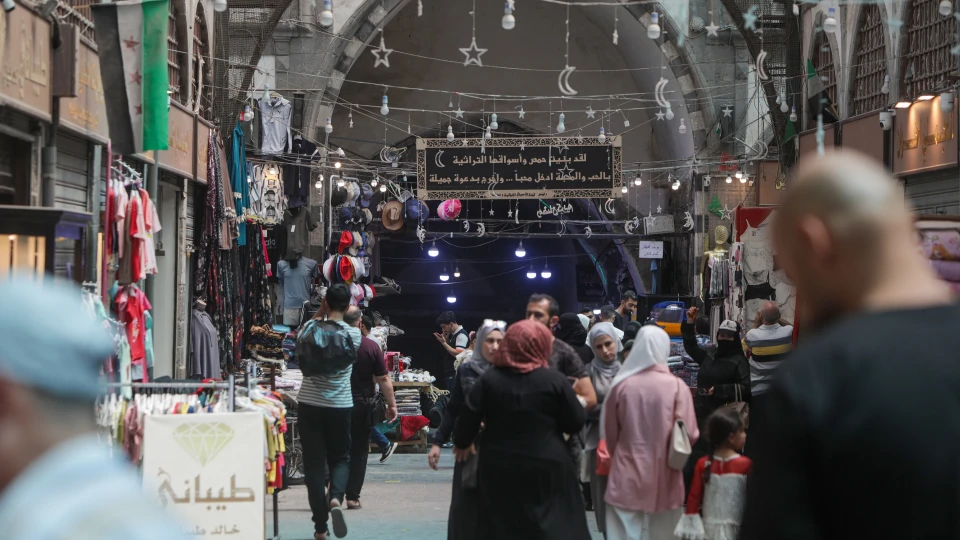 Humus'taki Osmanlı Çarşısı savaşın yaralarını sarıyor