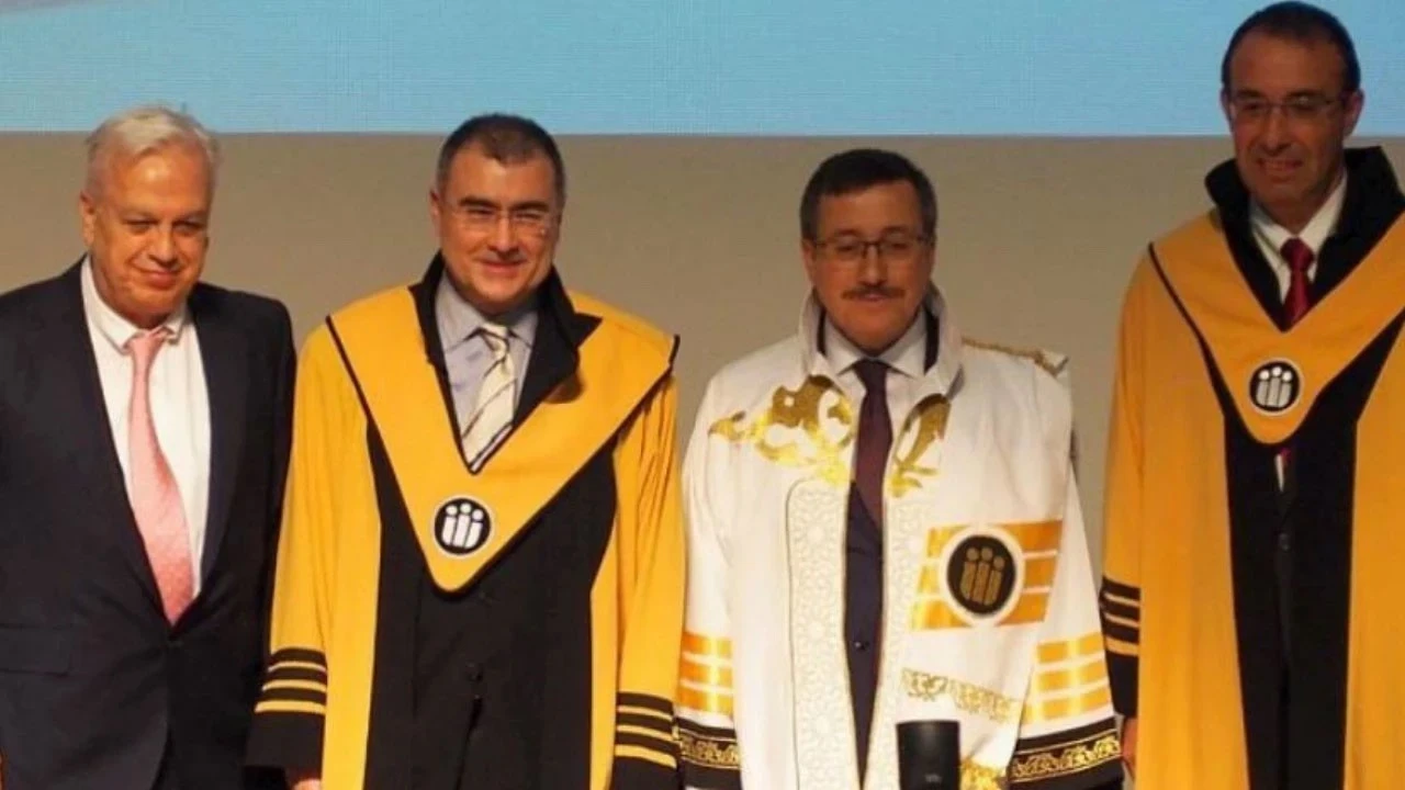 Dünyada ilk 8’li çapraz karaciğer nakliyle aynı anda 8 hayat kurtardılar