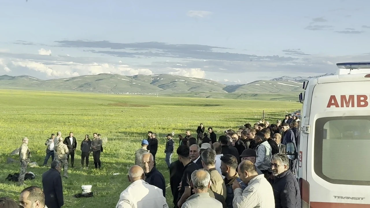 Erzurum’da feci kaza! Takla atan araçta 1’i bebek 3 kişi hayatını kaybetti