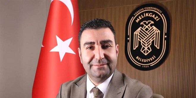 Bisikletten düşen belediye özel kalem müdürü hayatını kaybetti