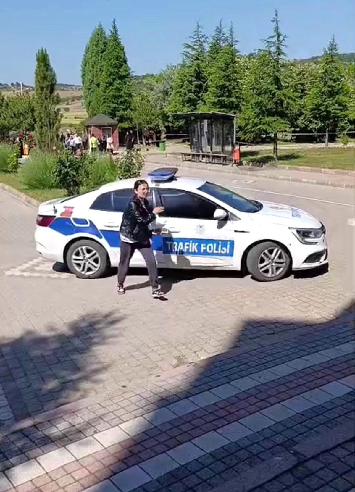 Kimliği geçersiz çıkan öğrenci AYT'ye 1 dakika kala yetişti