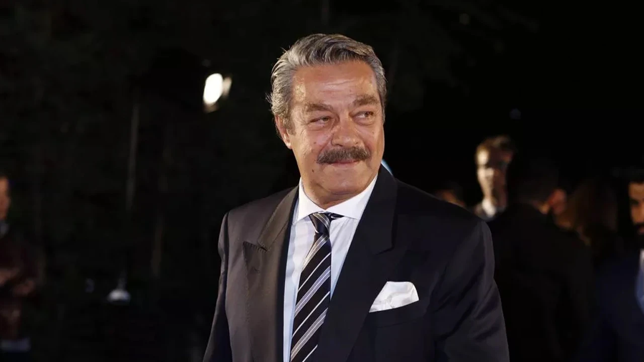 Türk sinemasının efsanesi Kadir İnanır hayatını kaybetti
