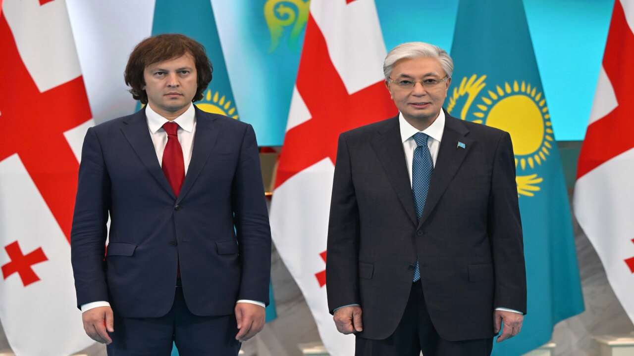 Kazakistan ile Gürcistan arasında stratejik ortaklık kurulmasına ilişkin bildiri imzalandı