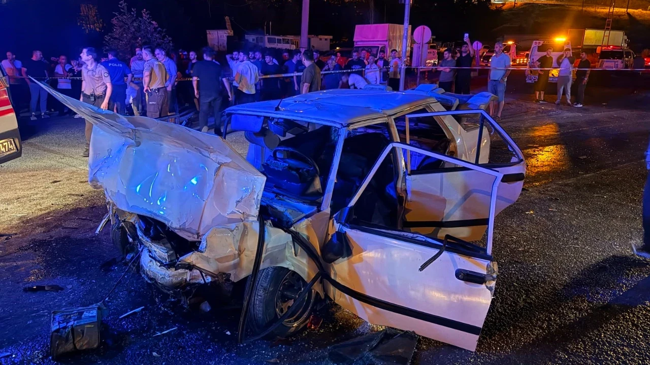 Feci kaza: Ölü ve yaralılar var