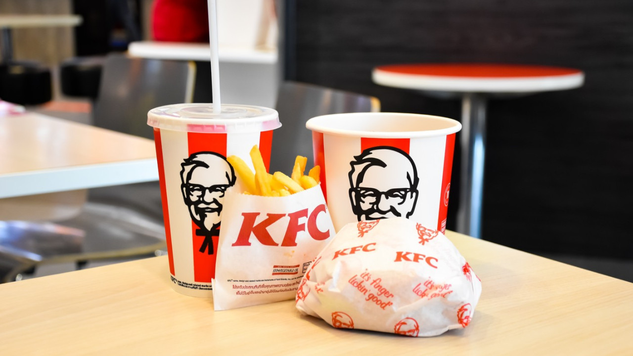 KFC yüzlerce şubesini kapattı