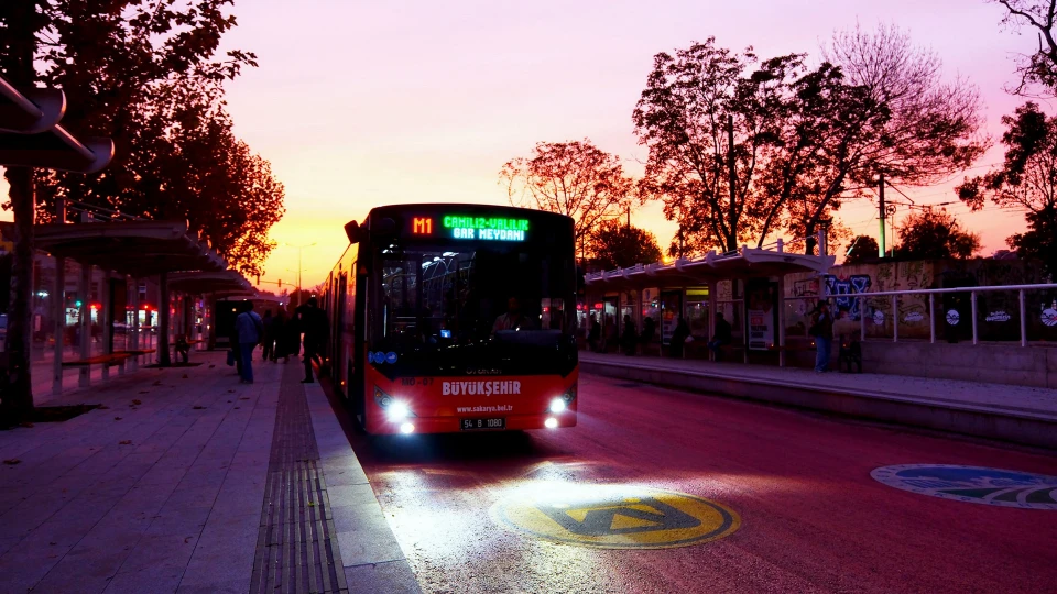 Türkiye'de sadece iki şehirde var! 1 yılda milyonlarca kişiyi taşıdı... Bilet fiyatını duyanlar inanamıyor