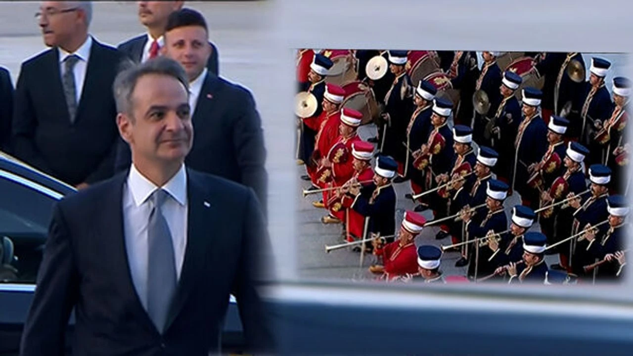 Miçotakis'e verdiler mehteri! Sosyal medya bunu konuşuyor