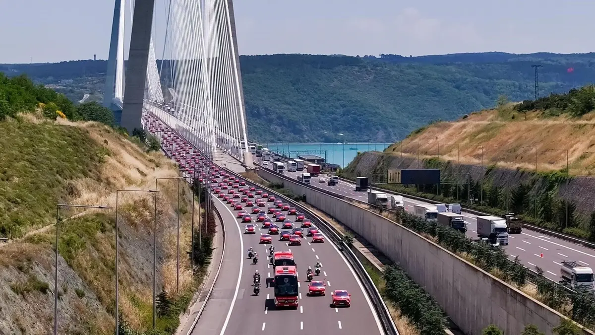 Ülkeyi birleştiren bir aşk