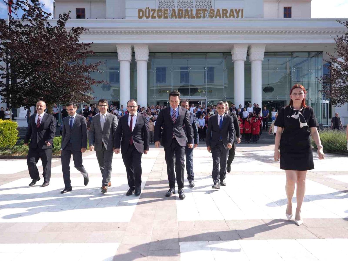 Başsavcı Yasin Emre Mersin'e uğurlandı