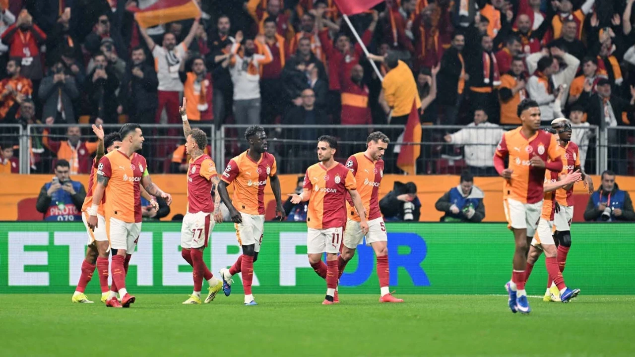 Galatasaray’da ona yer yok! 9 milyon euroluk yıldızın bileti kesildi! Bonservisiyle gönderilecek