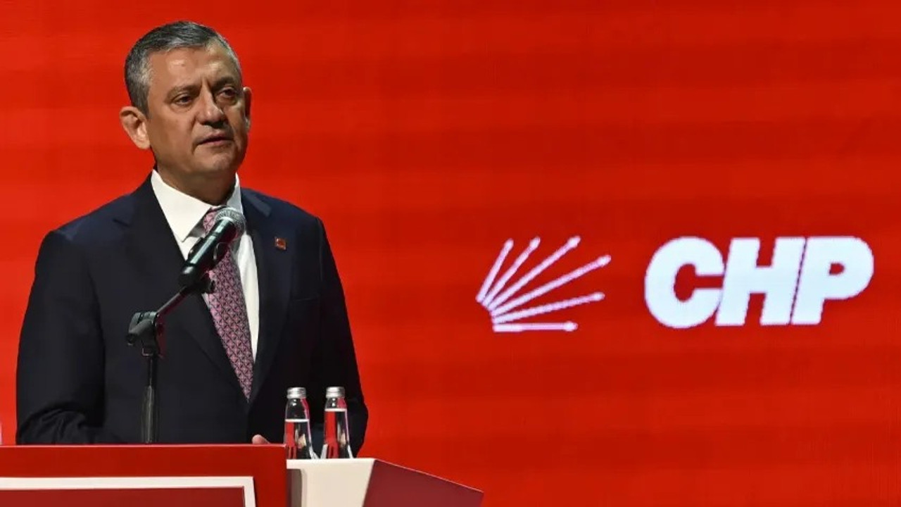 Kulisler yangın yeri! Bomba iddia: Özgür Özel, o ismin kapısını çaldı…