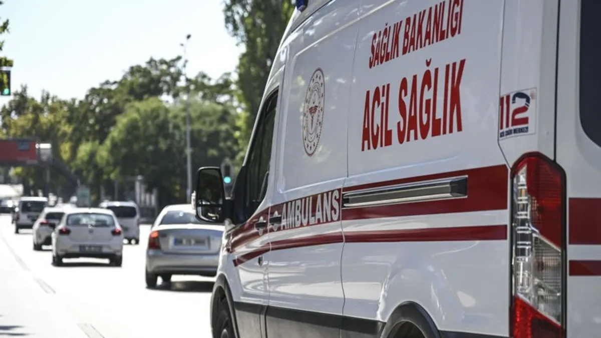 Tırın dorsesi yolda ayrıldı! Anadolu Otoyolu'ndaki kazada 2 yaralı