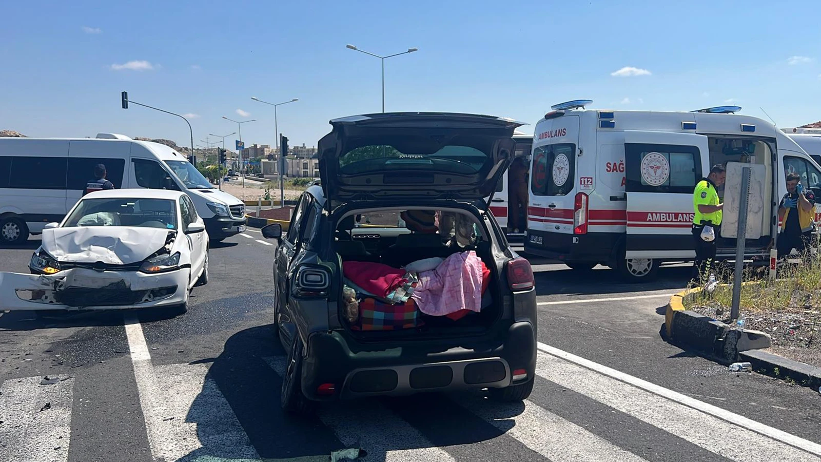 Nevşehir'de iki otomobil çarpıştı: 7 yaralı
