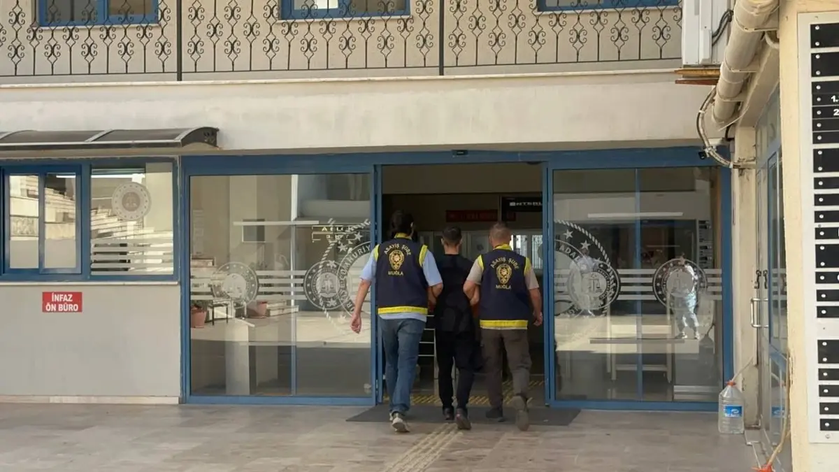 Marmaris'te iş yerine silahla saldırı... Silahları temin eden 3 kişi tutuklandı