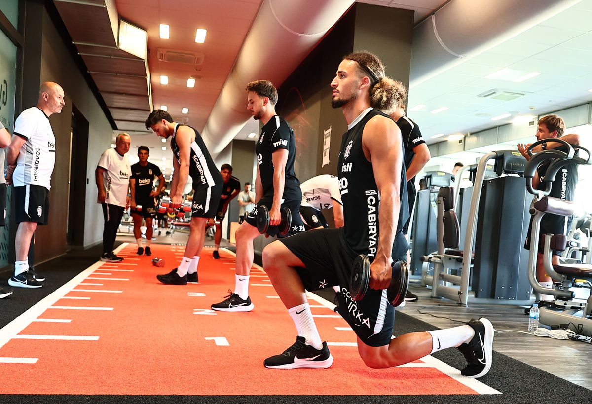 Beşiktaş, Bratislava'daki çalışmalarını salonda sürdürdü