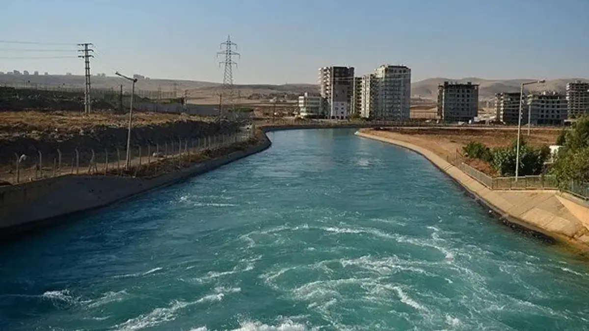 İzmir'de yürek yakan olay: Bir çocuk yaşamını yitirdi, diğeri yoğun bakımda
