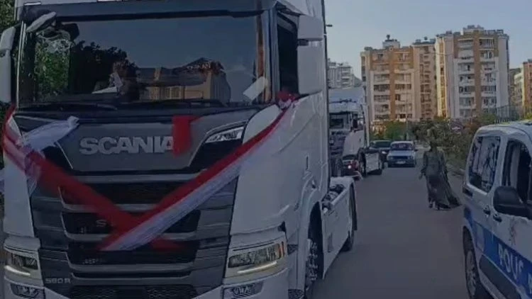 Düğün konvoyunda korna çalmak pahalıya patladı… 8 kamyon sürücüsüne para cezası