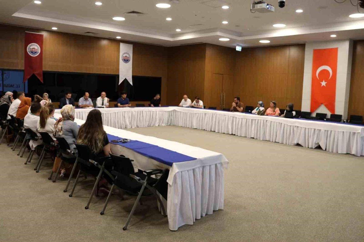 Elazığ'da sağlık hizmetleri değerlendirildi