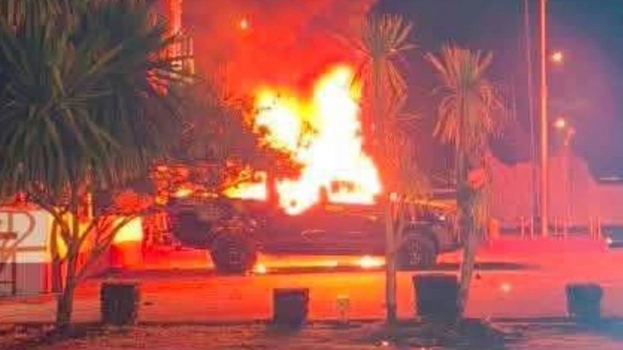 Tayland'da polis merkezine bomba yüklü araçla saldırı!