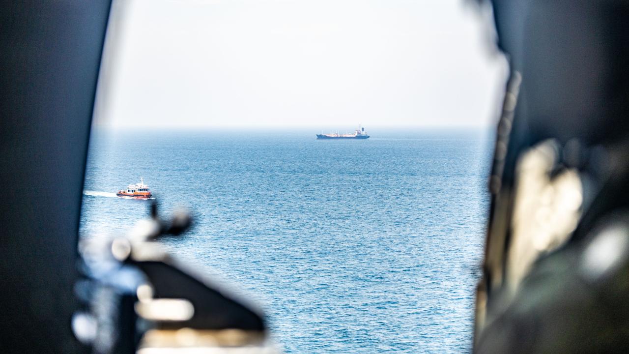 İran basını: İran ve ABD, Hürmüz Boğazı'nda çatışmaları önlemek için bir askeri iletişim hattı kurdu