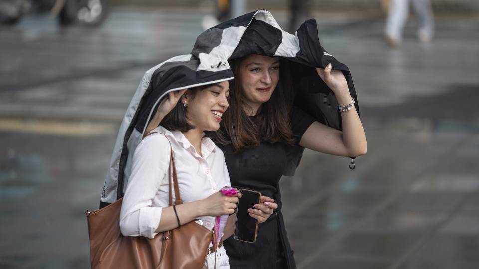 Meteoroloji'den yaz yağmur uyarısı! Bu bölgeler dikkat